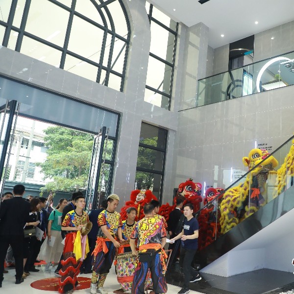 安全門窗哪家好？當屬伊盾門窗制造！